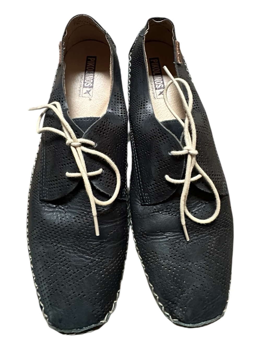 PIKOLINOS Navy Leather Perforated Lace-Up Oxfords with Cream Laces